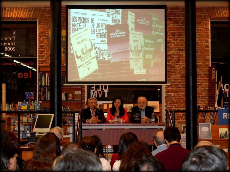 Virginia Martín presenta en forma de libro la primera “investigación a fondo” sobre el papel de TVE en la transición