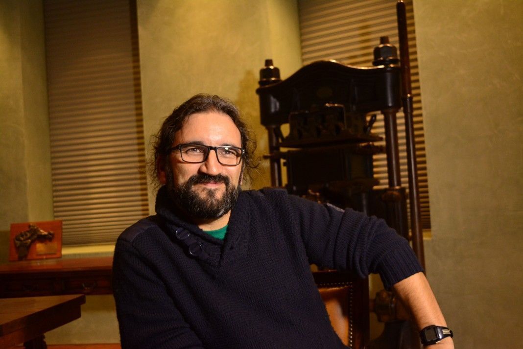 Antonio G. Encinas: «No todos los grandes periodistas fueron grandes alumnos»