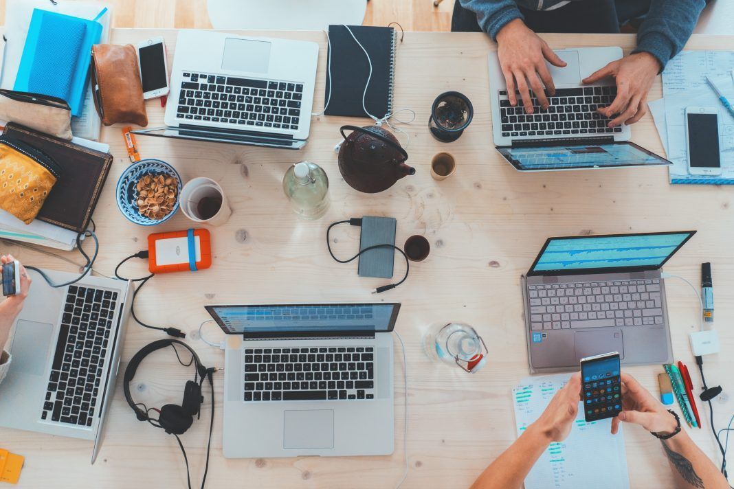 Sumérgete en el mundo laboral con estas prácticas para alumnos de la UVA