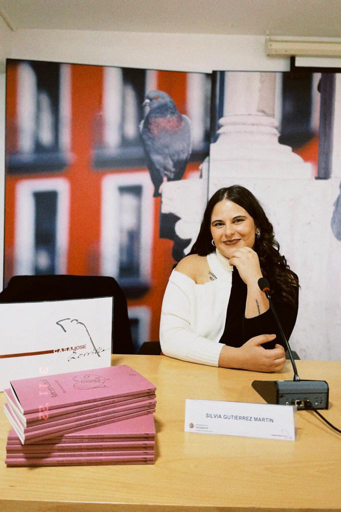 Silvia Gutiérrez: ‘Este poemario es como mi diario personal’