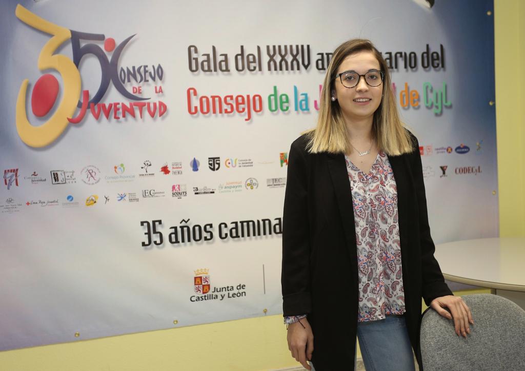 Sandra Ámez ( Podcast Soro-fem): ‘Se nos carga a las mujeres con una mochila de piedras, como si fuéramos las salvadoras de todo’