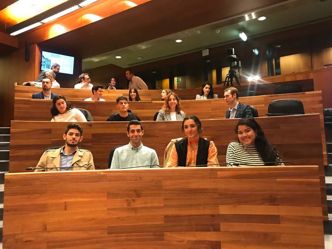 Cuatro estudiantes de la Facultad de Filosofía y Letras fueron invitados a los Premios Princesa de Asturias 2022