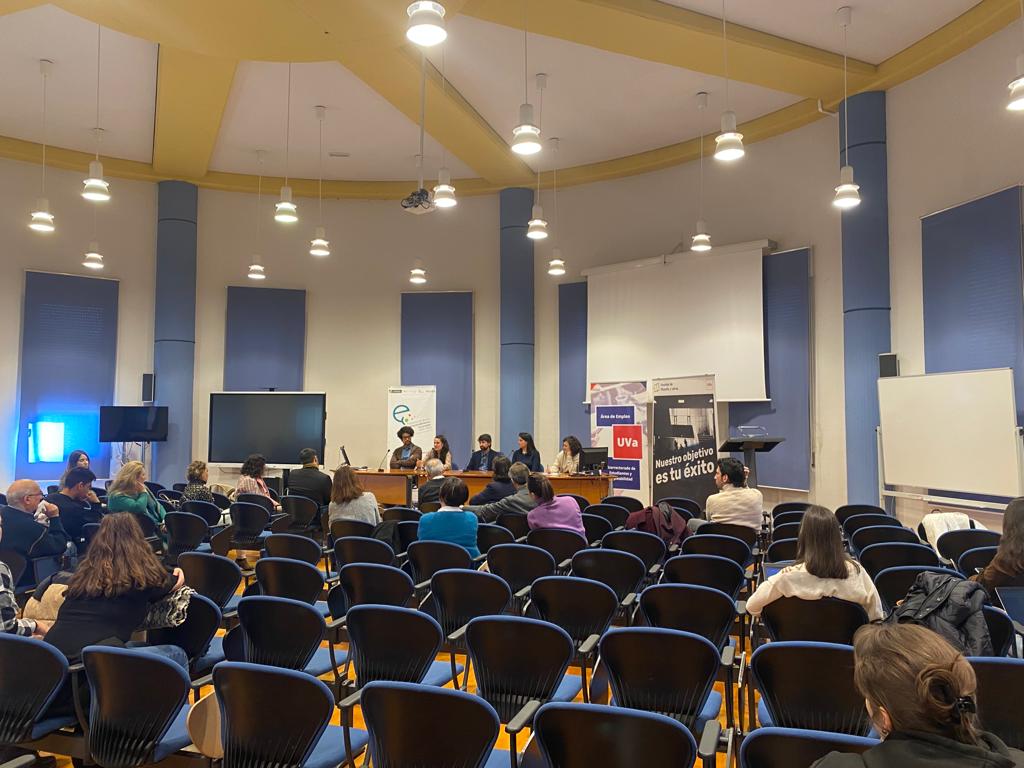 Sí se puede emprender en humanidades