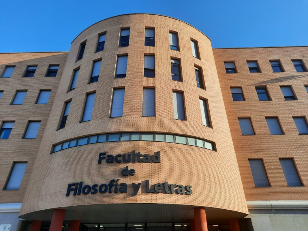Plazas disponibles para realizar las prácticas de periodismo