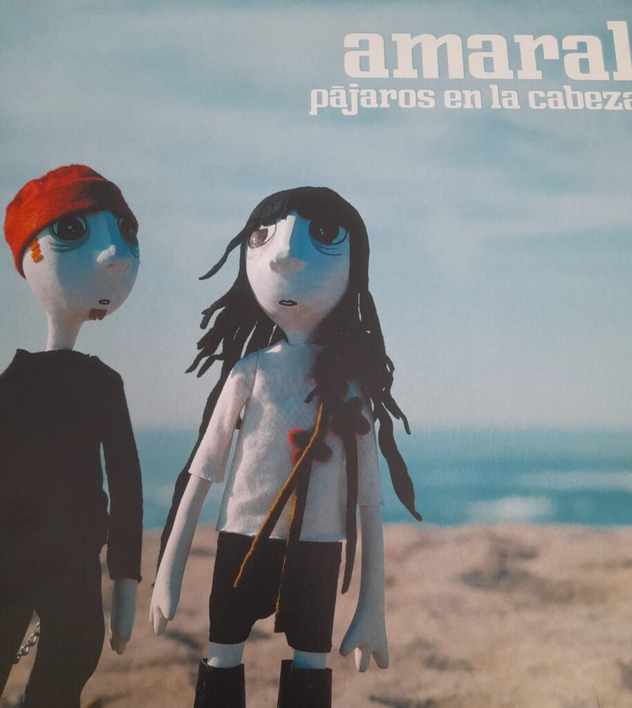 Dos décadas de «Pájaros en la cabeza»: el álbum que marcó a una generación