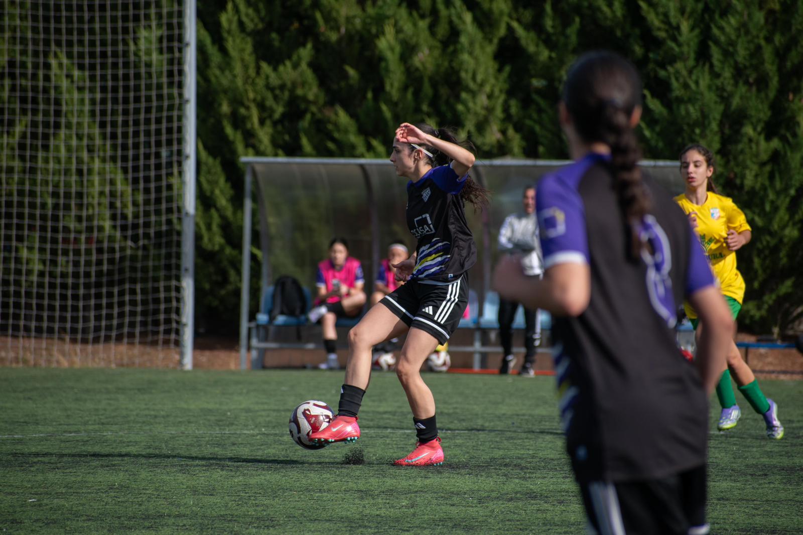 Naroa Lázaro: “las mujeres futbolistas seguimos recibiendo comentarios machistas”