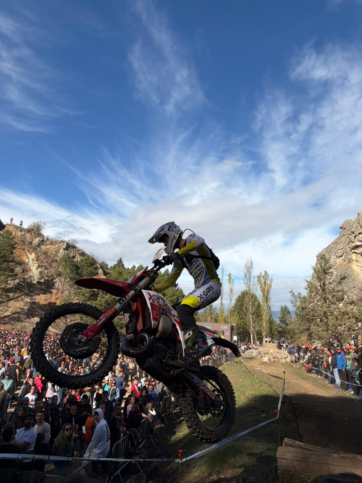 Lettenbichler conquista su sexto mundial y Mario Román alza la espada en la décima edición 24MX Hixpania Hard Enduro