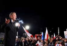 Polonia toma un nuevo rumbo liberal y europeísta