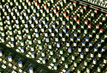 La música en de los medios de comunicación: el sonido de las décadas
