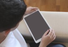La infancia en la era digital: derechos humanos en juego