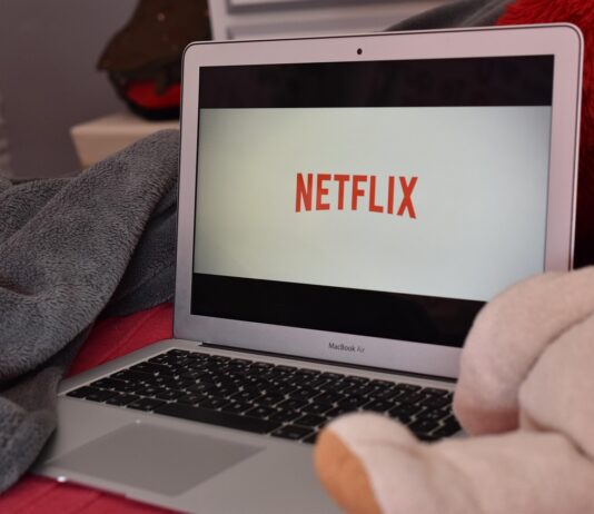 Del cine comprometido al sofá de casa: cómo las plataformas amplifican el cine de denuncia